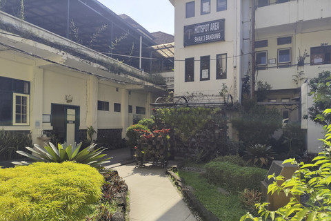 Suasana di SMAN 3 Bandung, Jawa Barat, Jumat (20/6/2025). Foto: Alya Zahra/kumparan