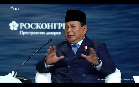 Presiden RI Prabowo Subianto di Forum Ekonomi Internasional The 28th St. Petersburg International Economic Forum (SPIEF 2025) pada Jumat (20/6/2025). Foto: YouTube/ Sekretariat Presiden