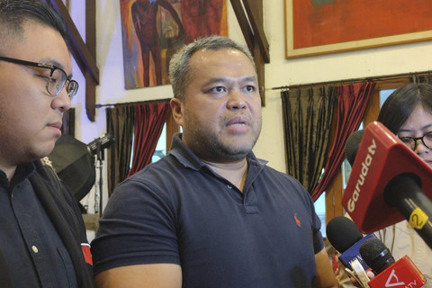 Kepala Biro Humas Kemnaker, Sunardi Manampiar Sinaga usai gelaran diskusi Kantor Komunikasi Kepresidenan yang bertajuk Lapangan Kerja, UMKM dan Kemandirian Ekonomi Indonesia, di Jakarta Pusat, Sabtu (21/6/2025). Foto: Widya Islamiati/kumparan