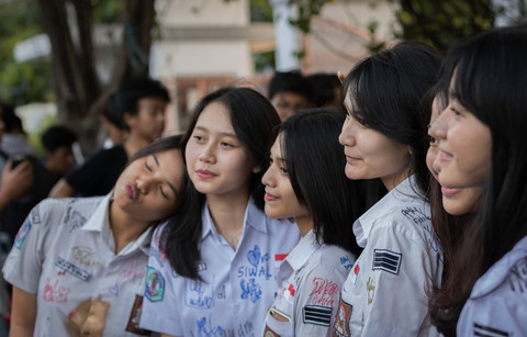 Ilustrasi Caption Lulus Sekolah Singkat Sumber Unsplash/Gading Ihsan