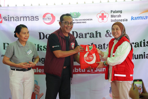 PMI Kota Palembang berkolaborasi dengan Tzu Chi Sinarmas dalam kegiatan donor darah/ist.