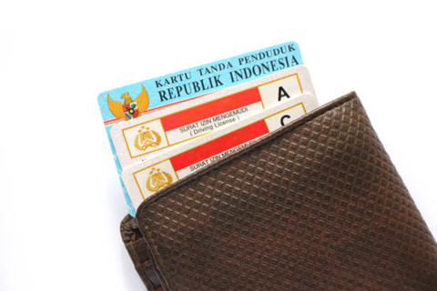 Ilustrasi Syarat Perpanjangan Sim C, Foto: Unsplash/Habibi Alisyahbana.