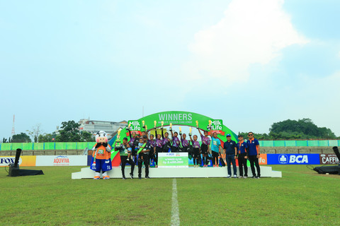 SDN Ungaran 1 juara KU 12 MilkLife Soccer Challenge Yogyakarta 2025. Foto: Dok. MilkLife Soccer Challenge