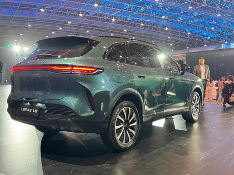 Dok. CarzAutomedia