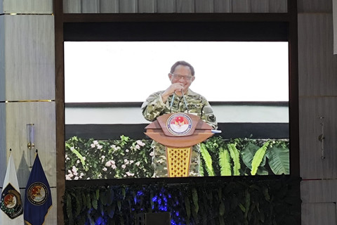 Menteri Dalam Negeri (Mendagri) Tito Karnavian memberikan pembekalan materi kepada kepala daerah, di Kampus IPDN, Jatinangor, Kabupaten Sumedang, Jawa Barat, Senin (23/6/2025). Foto: Alya Zahra/kumparan