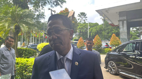 Menteri Hukum Supratman Andi Agtas usai persidangan di Mahkamah Konstitusi, Jakarta Pusat, Senin (23/6/2025). Foto: Nasywa Athifah/kumparan