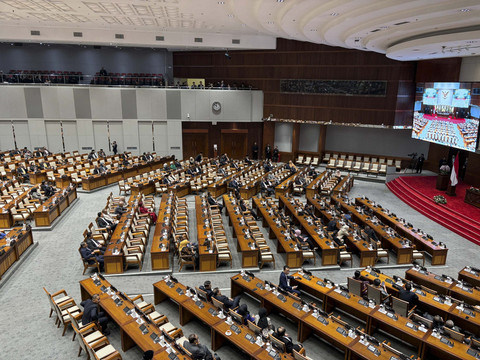 Suasana Rapat Paripurna DPR RI pembukaan masa sidang IV tahun 2024-2025 di Kompleks Parlemen Senayan, Jakarta pada Selasa (24/6/2025). Foto: Abid Raihan/kumparan