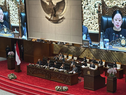 Suasana Rapat Paripurna DPR RI pembukaan masa sidang IV tahun 2024-2025 di Kompleks Parlemen Sena... </div>
<div class=