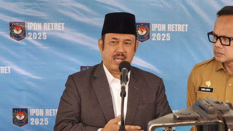 Kepala Bappenas Rachmat Pambudy usai memberikan materi pembekalan di retreat gelombang II, Kampus IPDN, Jatinangor, Kabupaten Sumedang, Jawa Barat, Selasa (24/6/2025). Foto: Alya Zahra/kumparan 