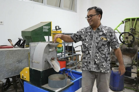  Dok. Ir. Rinasa Agistya Anugrah, S.Pd., M.Eng