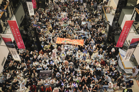 Keseruan kumparan hangout Noraebang di FX Sudirman, Jakarta, Minggu (22/6/2025). Foto: Jamal Ramadhan/kumparan