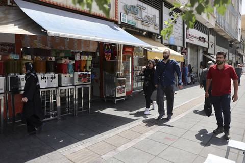 Suasana di Teheran, Iran, Selasa (24/6/2025). Foto: WANA (West Asia News Agency) via REUTERS