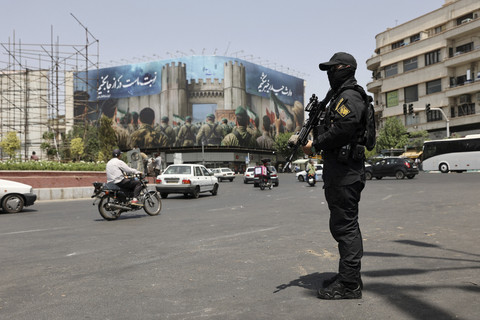 Suasana di Teheran, Iran, Selasa (24/6/2025). Foto: WANA (West Asia News Agency) via REUTERS