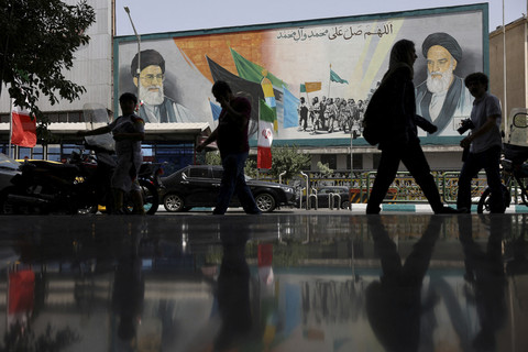 Suasana di Teheran, Iran, Selasa (24/6/2025). Foto: WANA (West Asia News Agency) via REUTERS