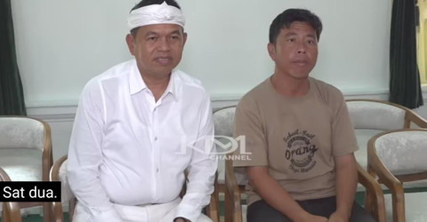 Gubernur Jabar, Kang Dedi Mulyadi (KDM) saat bersama Randi, warga Prabumulih yang berjalan 26 hari menuju kediaman KDM/Youtube channel: Kang Dedi Mulyadi