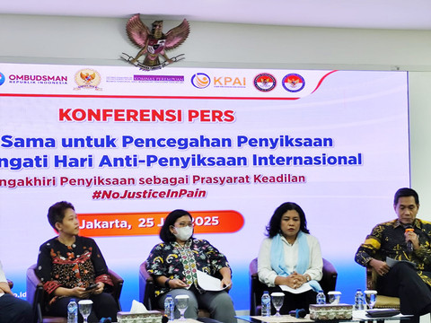 Suasana acara konferensi pers Kerja Sama untuk Pencegahan Penyiksaan Memperingati Hari Anti-Penyiksaan Internasional di Gedung Ombudsman RI, Jakarta, Rabu (25/6/2025). Foto: Luthfi Humam/kumparan