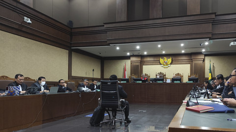 Sidang pemeriksaan terdakwa Sekjen PDIP Hasto Kristiyanto di Pengadilan Tipikor Jakarta, Kamis (26/6/2025).  Foto: Jonathan Devin/kumparan
