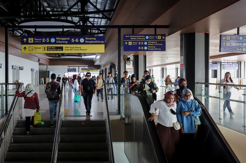 Suasana Stasiun Tanah Abang, Jakarta, Kamis (26/6/2025). Foto: Jamal Ramadhan/kumparan