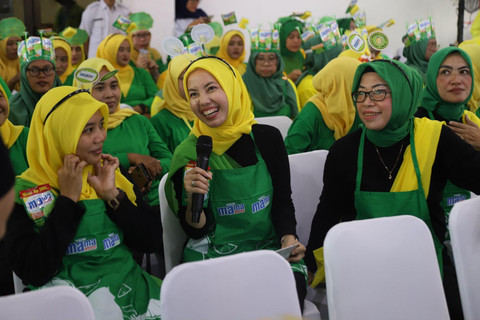Sesi sharing para ibu di Mini Arisan Sahabat Mama di Jakarta. Dok. kumparan. 