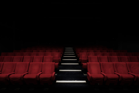 Ilustrasi Harga Tiket XXI Asia Plaza Tasikmalaya 2025, sumber gambar unsplash/Felix Moneeram