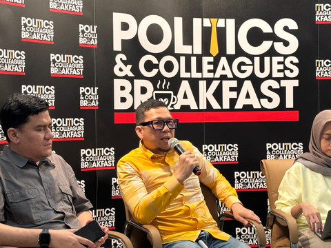 Politisi Golkar sekaligus Anggota Komisi II DPR RI, Ahmad Doli Kurnia di Kesekretariatan PCB, Jakarta Selatan pada Sabtu (28/6). Foto: Abid Raihan/kumparan