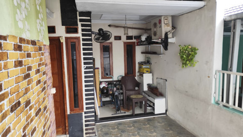 Suasana rumah guru ngaji yang mencabuli muridnya di Jalan K, Kecamatan Tebet, Jakarta Selatan, pada Minggu (29/6/2025). Foto: Rachmadi Rasyad/kumparan