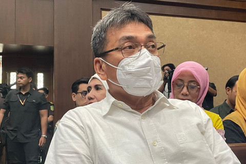 Eks Direktur Pengembangan Bisnis PT Perusahaan Perdagangan Indonesia (PT PPI), Charles Sitorus, jelang sidang pemeriksaan saksi kasus dugaan importasi gula yang menjeratnya sebagai terdakwa, di Pengadilan Tipikor Jakarta, Senin (30/6/2025). Foto: Fadhil Pram...                    </div>

                    <div class=