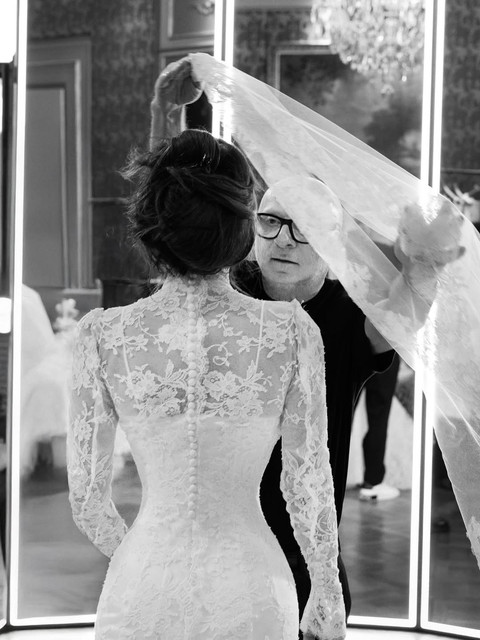 Gaun lansiran Dolce & Gabbana yang dipakai Lauren Sanchez saat menikah dengan Jeff Bezos. Foto: Instagram @laurensanchezbezos