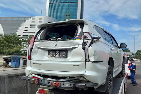PPenanganan kecelakaan di Tol Kebon Bawang, Jakarta Utara, Senin (30/6/2025). Foto: Dok. Istimewa