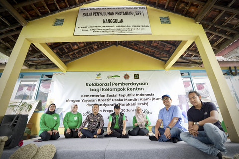 Wakil Menteri Sosial RI, Agus Jabo Priyono, dan Bupati Kulon Progo, Agung Setyawan di Kulon Progo, Senin (30/6/2025). Foto: Dok. Kemensos