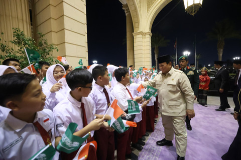 Presiden Prabowo tiba di Ritz Carlton Hotel, Jeddah, Arab Saudi, Selasa (1/7) malam. Foto: Dok. Biro Pers Sekretariat Presiden