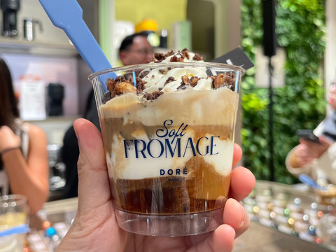 Crema fromaggio ala DORE by LeTAO dan Nespresso. Foto: Salsha Okta Fairuz/kumparan