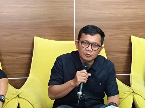 Wakil Rektor UGM, Arie Sujito, memberikan keterangan pers pada Rabu (2/7). Foto: Arfiansyah Panji/kumparan