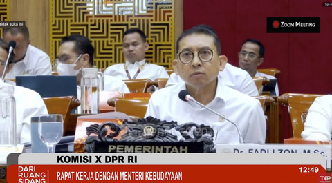 Menteri Kebudayaan Fadli Zon saat mengikuti rapat kerja Komisi X di kompleks Parlemen, Senayan, Jakarta, Rabu (2/7/2025). Foto: Youtube/Sekretariat Presiden