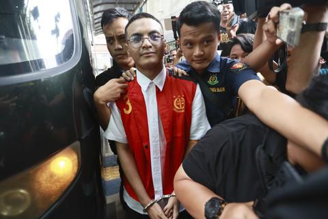 Terdakwa Vadel Badjideh saat tiba di Pengadilan Negeri Jakarta Selatan, Jakarta, Rabu, (2/7/2025). Foto: Agus Apriyanto