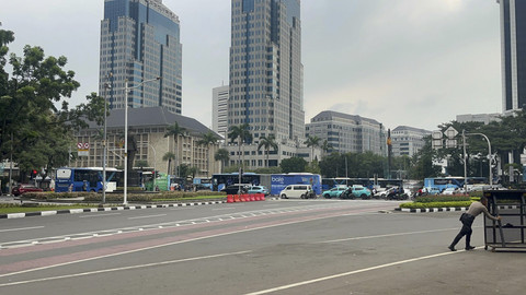 Suasana Jalan Merdeka Selatan usai demo sopir truk bubar, Jakarta Pusat, Rabu (2/7/2025). Foto: Rayyan Farhansyah/kumparan