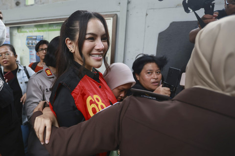Terdakwa Nikita Mirzani tiba di Pengadilan Negeri Jakarta Selatan, Jakarta, Rabu, (2/7/2025). Foto: Agus Apriyanto