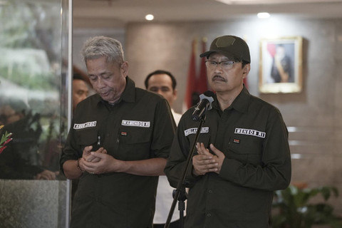 Mensos Saifullah Yusuf (Gus Ipul) melantik pejabat struktural Eselon III dan IV di lingkungan Kemensos. Pelantikan ini dilaksanakan di pelataran Kantor Kemensos, Jakarta, Rabu (2/7/2025). Foto: Dok. Kemensos