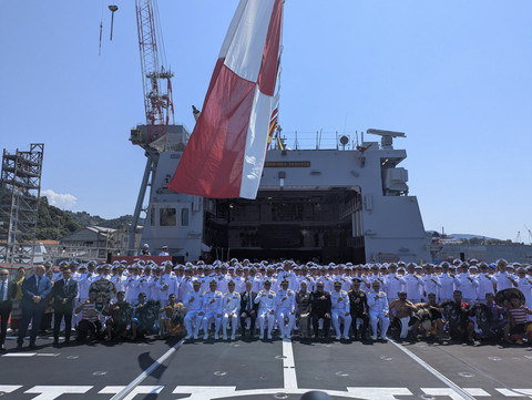 Suasana peresmian KRI Brawijaya-320, serta pengukuhan Komandan KRI Brawijaya-320 yang dilaksanakan di galangan kapal Fincantieri, Muggiano, Italia. Rabu (2/7/2025). Foto: Dok. Istimewa