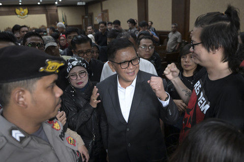 Hasto Kristiyanto usai sidang pembacaan tuntutan di Pengadilan Tipikor Jakarta, Kamis (3/7/2025). Foto: Bayu Pratama S/ANTARA FOTO