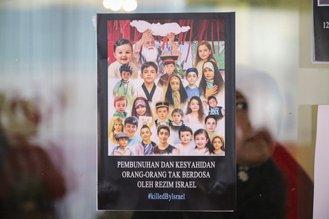 Poster para korban serangan Israel dalam sebuah acara di Kediaman Duta Besar Iran untuk Indonesia Mohammad Boroujerdi di kawasan Menteng, Jakarta, Kamis (3/7/2025). Foto: Iqbal Firdaus/kumparan