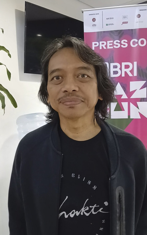 Musisi Dewa Budjana dalam konferensi pers Jazz Gunung Bromo, Kamis (3/7/2025). Foto: Vincentius Mario/kumparan