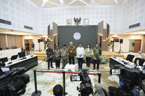 Konferensi pers usai rapat Tingkat Menteri tentang Cek Kesehatan Gratis di kantor Kementerian PMK, Jakarta, Kamis (3/7/2025). Foto: Dok. Istimewa