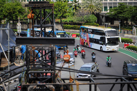 Panggung acara menghiasi Bundaran HI, Jakarta, Jumat (4/7/2025). Foto: Iqbal Firdaus/kumparan