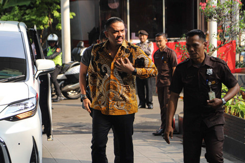 Menteri Usaha Mikro, Kecil, dan Menengah (UMKM) Maman Abdurrahman tiba di kantor KPK RI, Jakarta, Jumat (4/7/2025). Foto: Iqbal Firdaus/kumparan