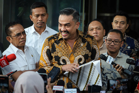 Menteri Usaha Mikro, Kecil, dan Menengah (UMKM) Maman Abdurrahman usai mendatangi kantor KPK RI, Jakarta, Jumat (4/7/2025). Foto: Iqbal Firdaus/kumparan