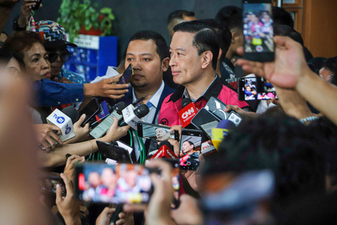 Terdakwa kasus dugaan korupsi impor gula Thomas Trikasih Lembong atau Tom Lembong usai menjalani persidangan di Pengadilan Tipikor, Jakarta, Jumat (4/7/2025). Foto: Iqbal Firdaus/kumparan