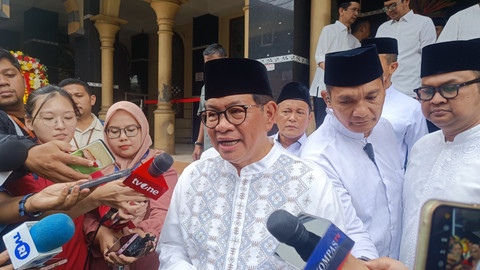 Gubernur Jakarta Pramono Anung saat dijumpai di acara Pengukuhan Pengurus Da'i Muda Jakarta dan Santunan Yatim di Masjid Jami' Fajrul Islam, Gandaria, Kebayoran Baru, Jaksel, Sabtu (5/7). Foto: Thomas Bosco/kumparan