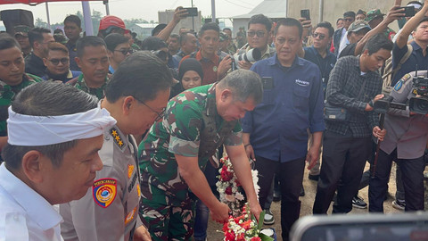 Peresmian gudang pangan yang dibangun Persada Akmil 92 oleh KSAD Jenderal TNI Maruli Simanjuntak di kawasan Gunung Hejo, Purwakarta, Jawa Barat, Sabtu (5/7/2025).  Foto: Nasywa Athifah/kumparan