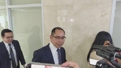 Sejumlah calon duta besar (Dubes) hadir untuk mengikuti fit and proper test sesi kedua hari pertama di Komisi I DPR pada Sabtu (5/7/2025). Foto: Luthfi Humam/kumparan